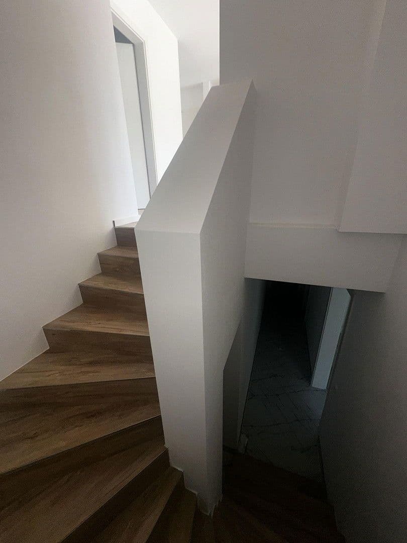 Pronájem bytu 4+1 125 m², Hamburg, Hamburg Pronájem bytu 4+1 125 m², Hamburg, Hamburg