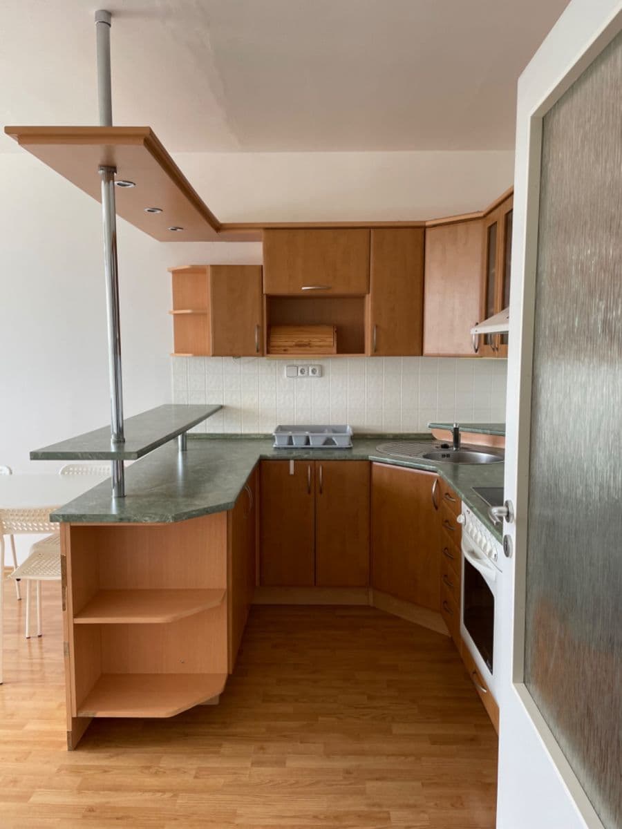 Pronájem bytu 2+kk 40 m², Štúrova, Praha, Praha Pronájem bytu 2+kk 40 m², Štúrova, Praha, Praha
