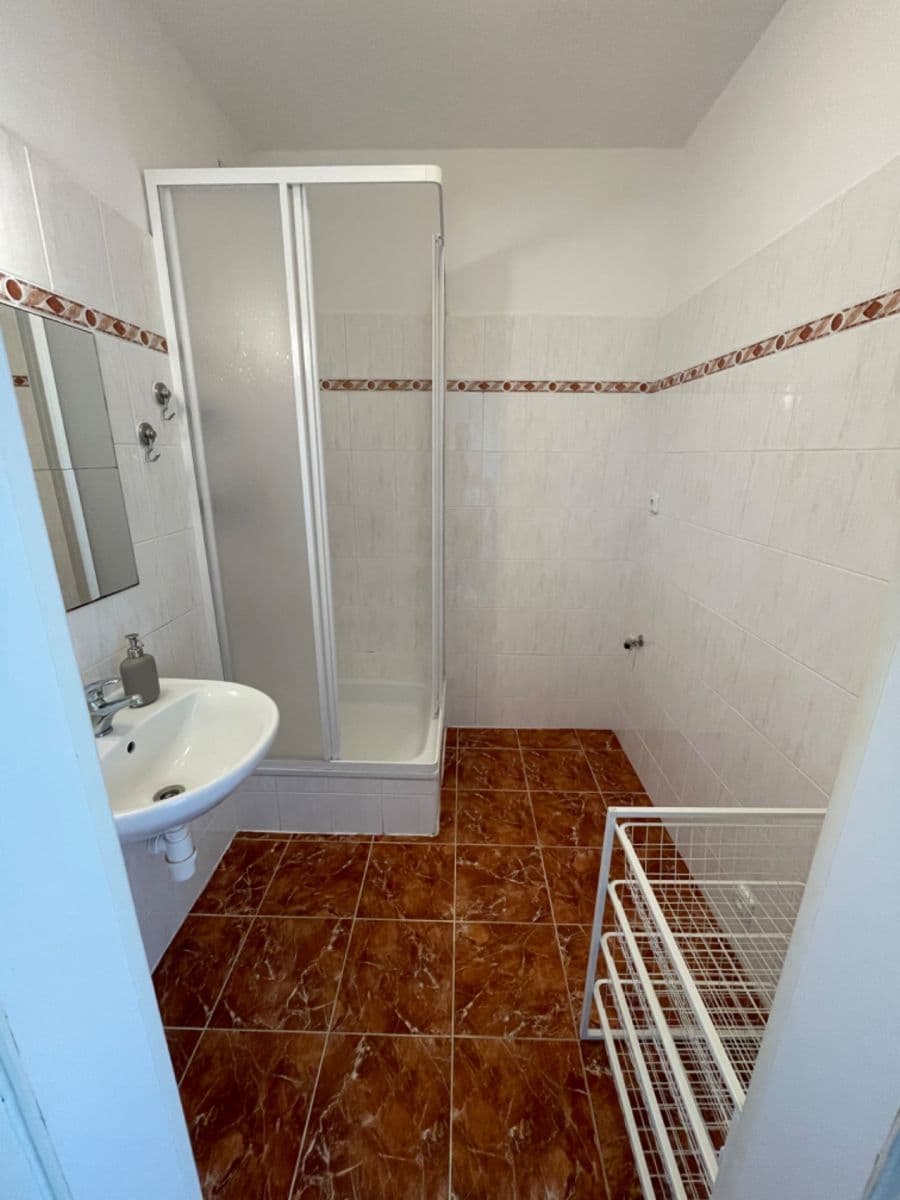 Pronájem bytu 2+kk 40 m², Štúrova, Praha, Praha Pronájem bytu 2+kk 40 m², Štúrova, Praha, Praha
