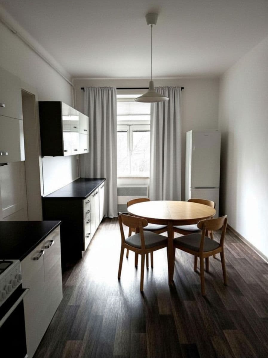 Pronájem bytu 2+1 66 m², Nákladní, Karlovy Vary, Karlovarský kraj Pronájem bytu 2+1 66 m², Nákladní, Karlovy Vary, Karlovarský kraj