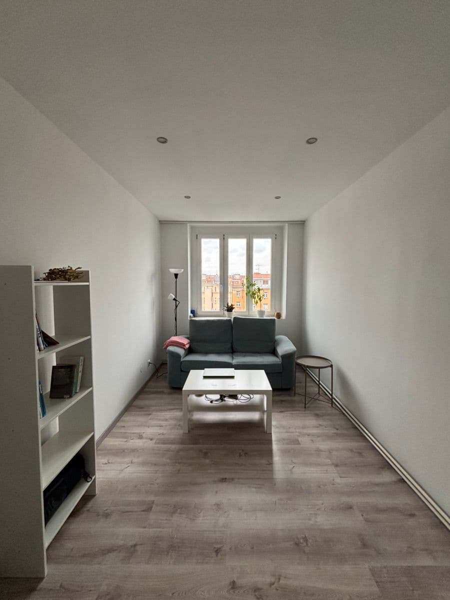 Pronájem bytu 2+1 55 m², U Skládky, Praha, Praha Pronájem bytu 2+1 55 m², U Skládky, Praha, Praha