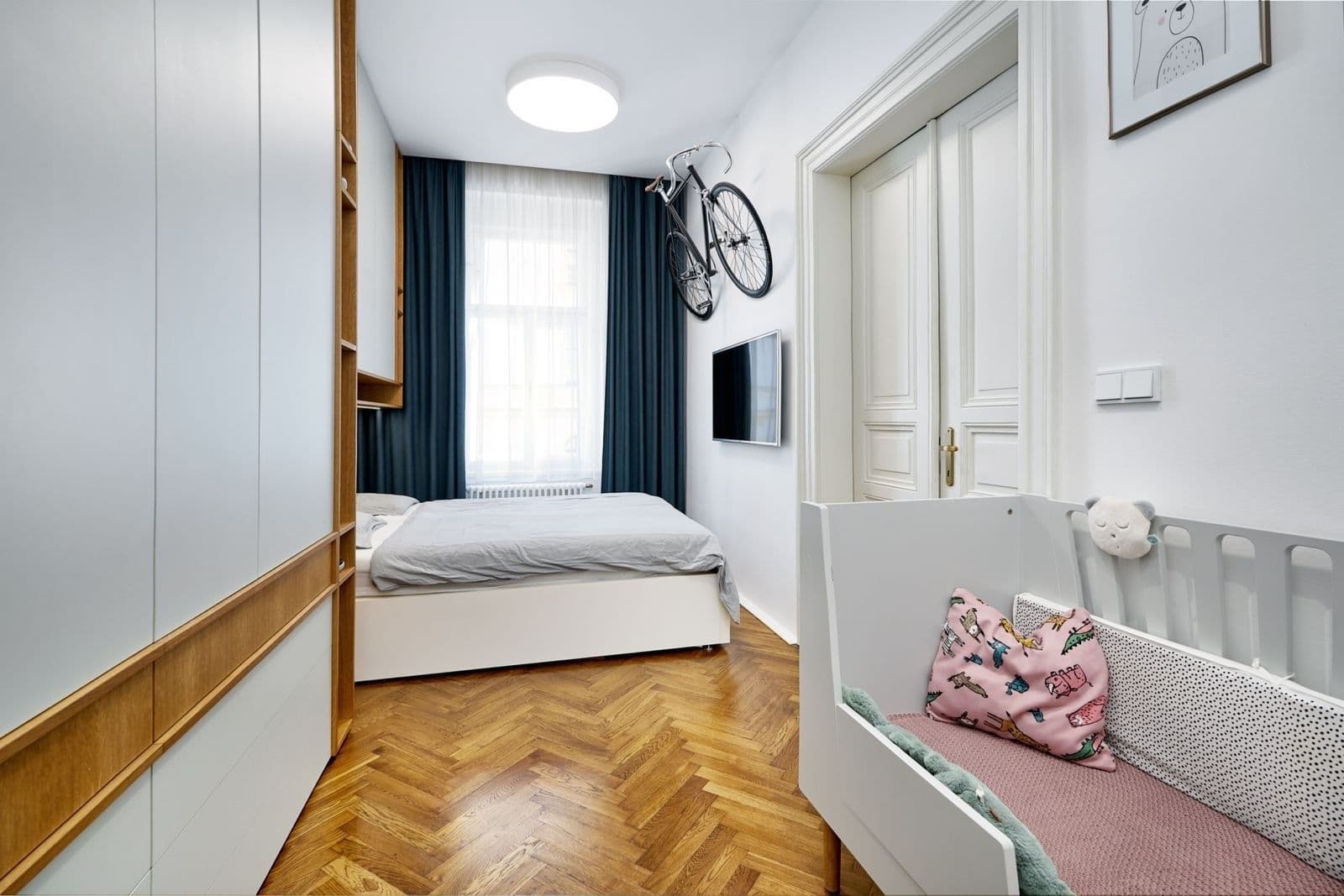 Pronájem bytu 2+1 51 m², Janovského, Praha, Praha Pronájem bytu 2+1 51 m², Janovského, Praha, Praha