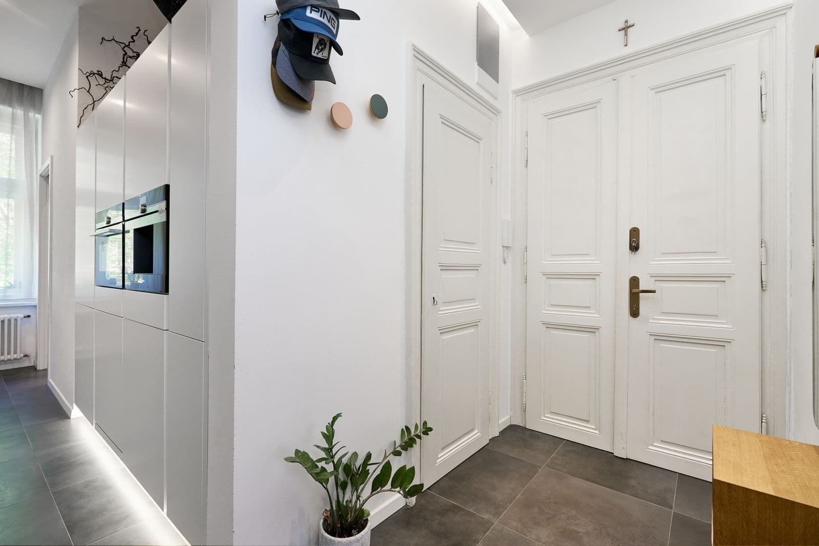 Pronájem bytu 2+1 51 m², Janovského, Praha, Praha Pronájem bytu 2+1 51 m², Janovského, Praha, Praha