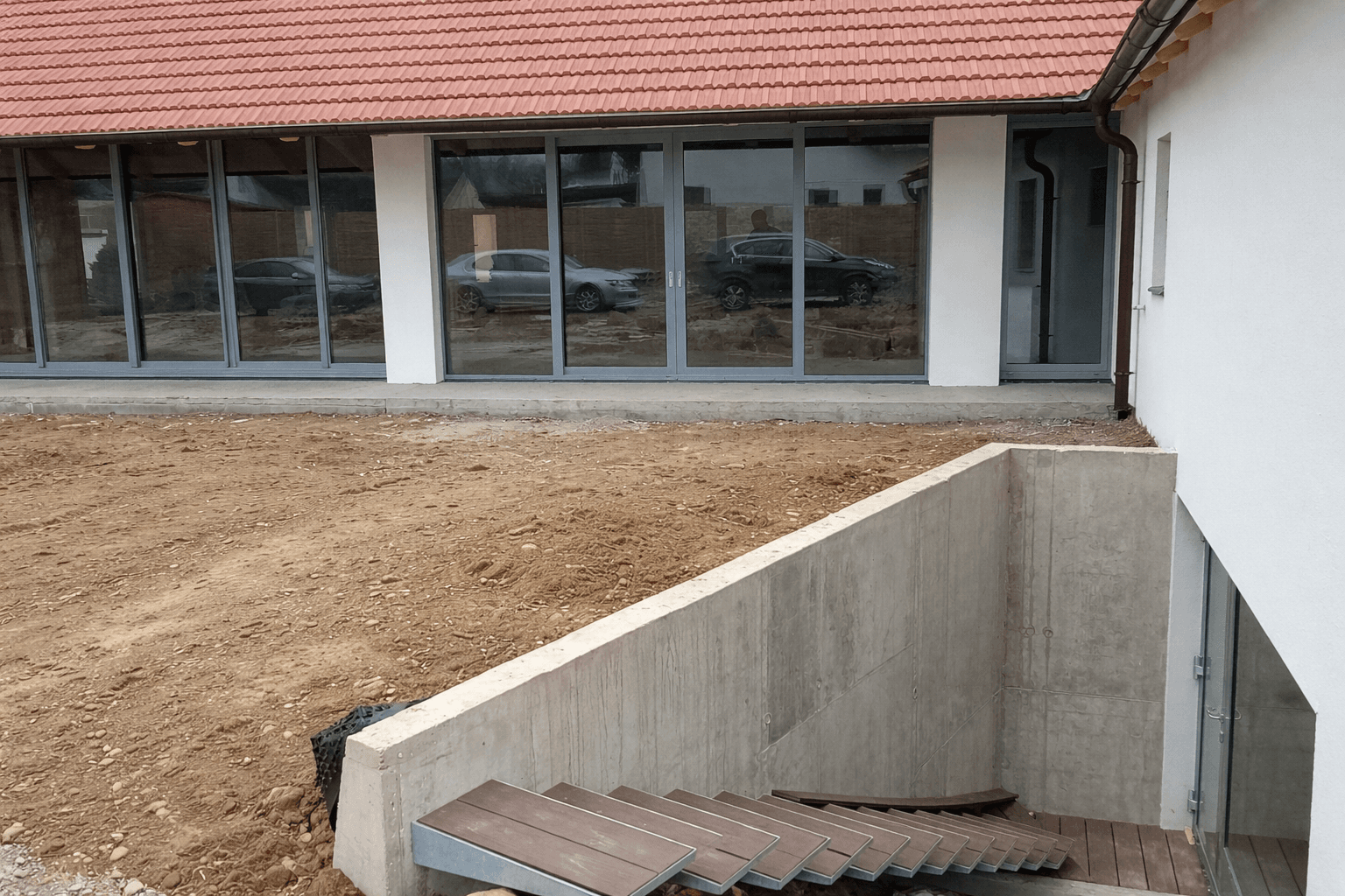 Prodej domu 390 m², pozemek 1.000 m², Karlštejnská, Chýnice, Středočeský kraj Prodej domu 390 m², pozemek 1.000 m², Karlštejnská, Chýnice, Středočeský kraj