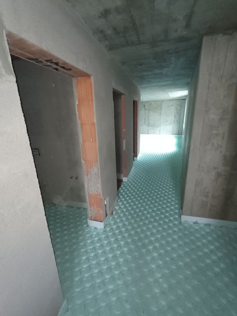 Prodej domu 390 m², pozemek 1.000 m², Karlštejnská, Chýnice, Středočeský kraj Prodej domu 390 m², pozemek 1.000 m², Karlštejnská, Chýnice, Středočeský kraj