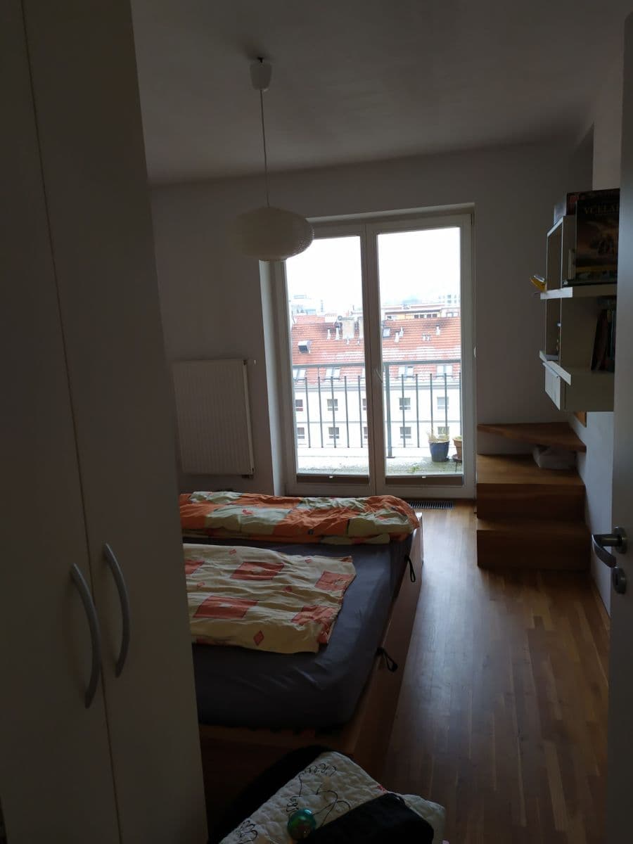 Pronájem bytu 2+kk 58 m², Přístavní, Praha, Praha Pronájem bytu 2+kk 58 m², Přístavní, Praha, Praha