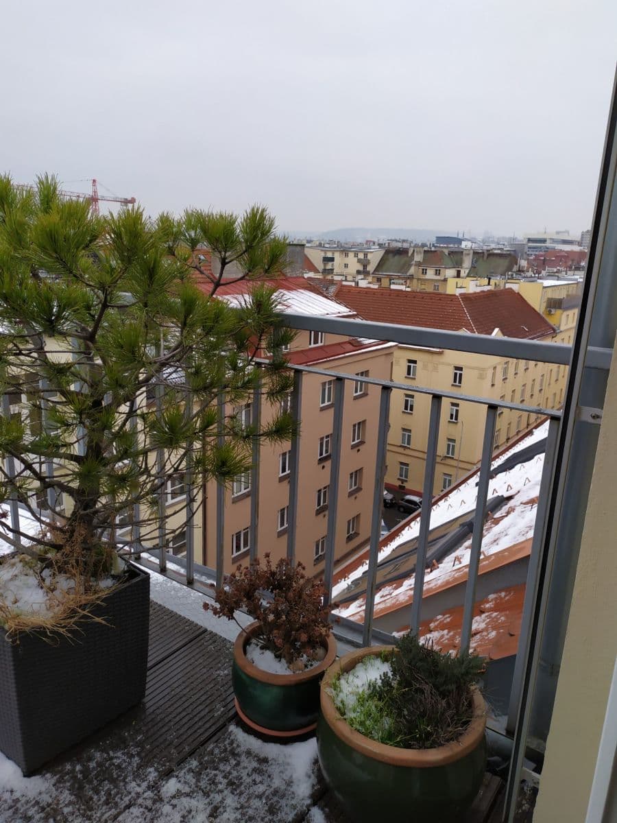 Pronájem bytu 2+kk 58 m², Přístavní, Praha, Praha Pronájem bytu 2+kk 58 m², Přístavní, Praha, Praha