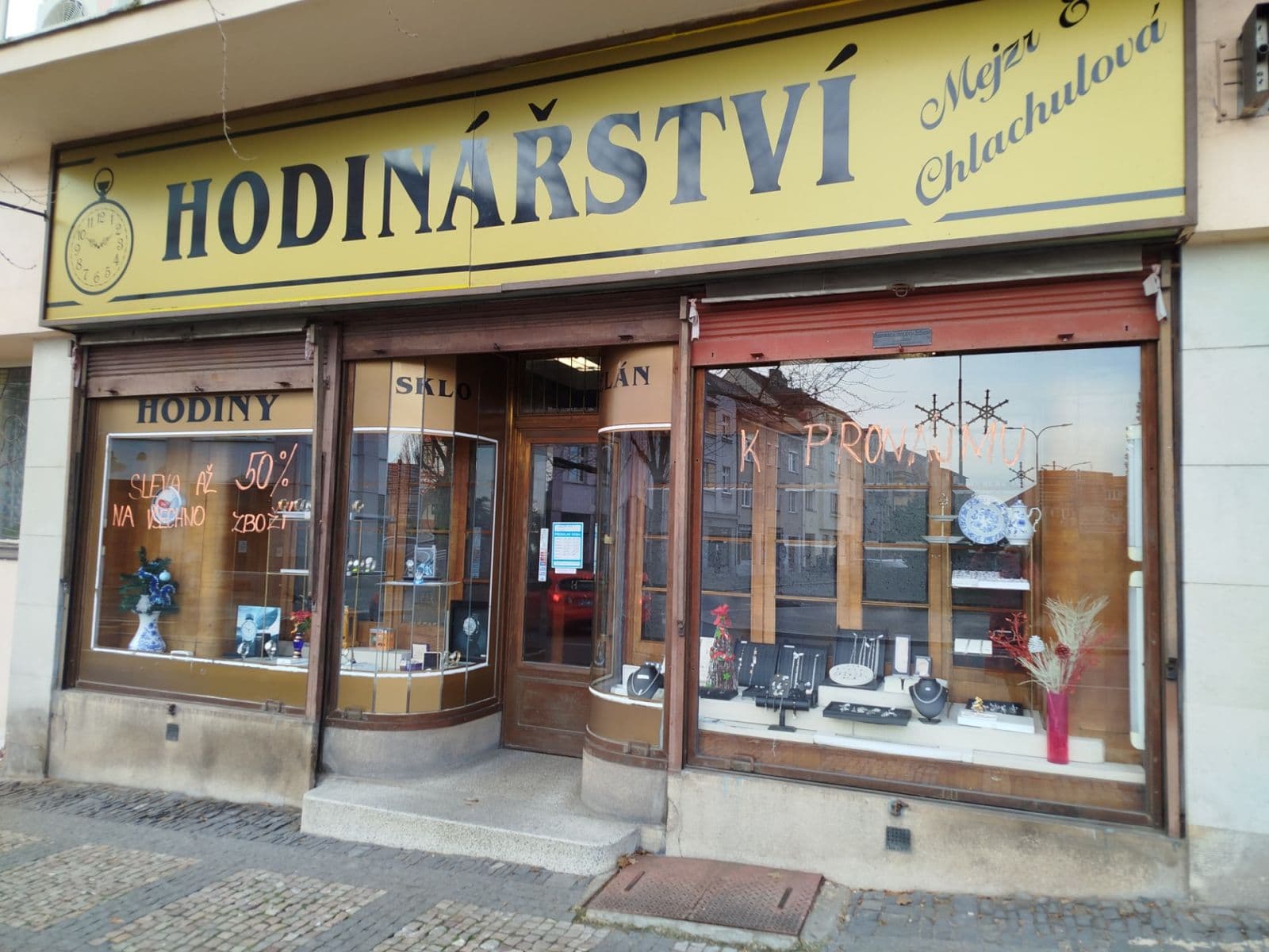 Pronájem nebytového prostoru 86 m², Husovo náměstí, Lysá nad Labem, Středočeský kraj Pronájem nebytového prostoru 86 m², Husovo náměstí, Lysá nad Labem, Středočeský kraj