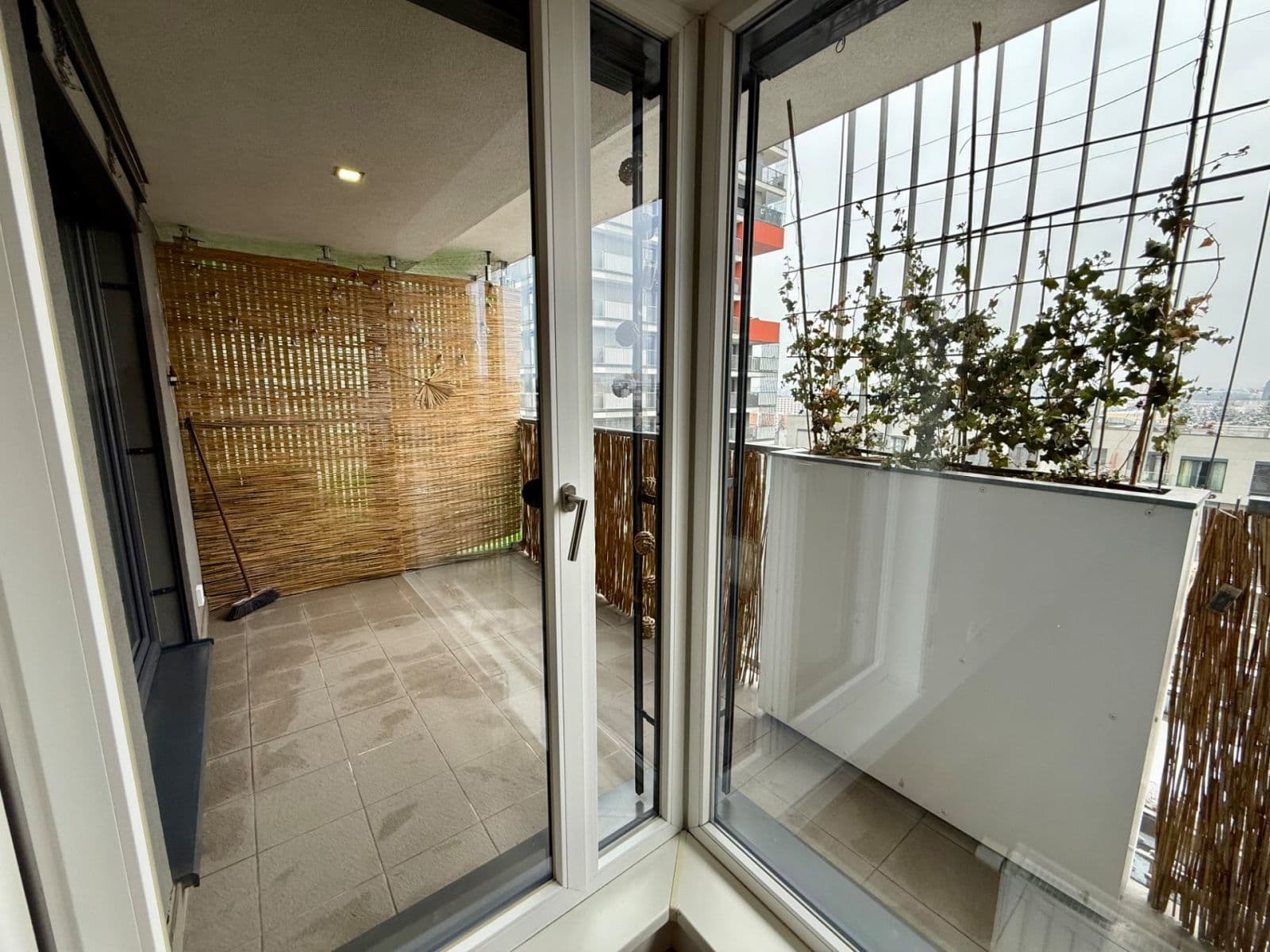 Pronájem bytu 2+kk 57 m², Počernická, Praha, Praha Pronájem bytu 2+kk 57 m², Počernická, Praha, Praha