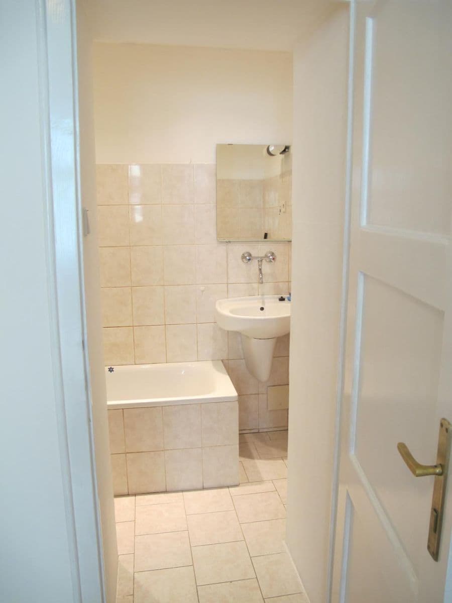 Pronájem bytu 2+kk 40 m², Pod Pramenem, Praha, Praha Pronájem bytu 2+kk 40 m², Pod Pramenem, Praha, Praha