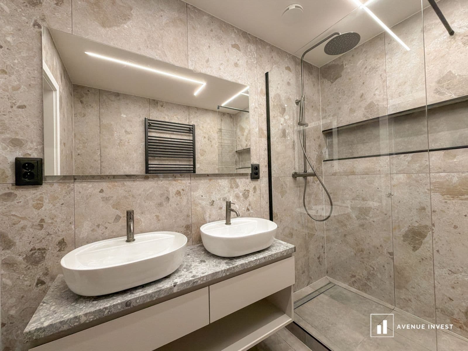 Prodej bytu 4+1 81 m², Okružní, Zlín, Zlínský kraj Prodej bytu 4+1 81 m², Okružní, Zlín, Zlínský kraj