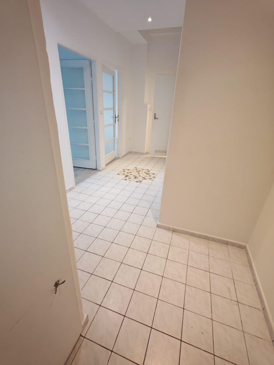 Pronájem bytu 2+kk 52 m², Kralická, Praha, Praha Pronájem bytu 2+kk 52 m², Kralická, Praha, Praha