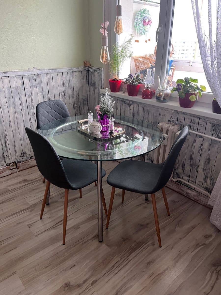 Prodej bytu 3+1 81 m², Bellušova, Praha, Praha Prodej bytu 3+1 81 m², Bellušova, Praha, Praha