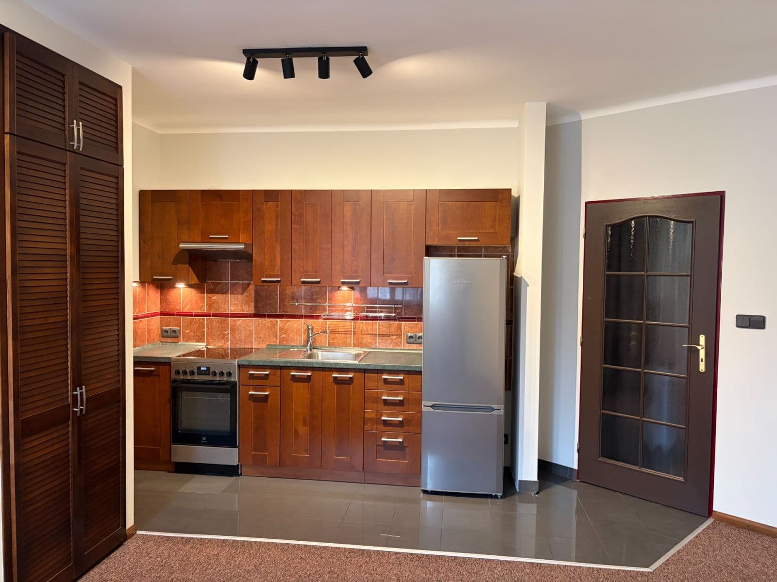 Pronájem bytu 1+kk 25 m², Žateckých, Praha, Praha Pronájem bytu 1+kk 25 m², Žateckých, Praha, Praha