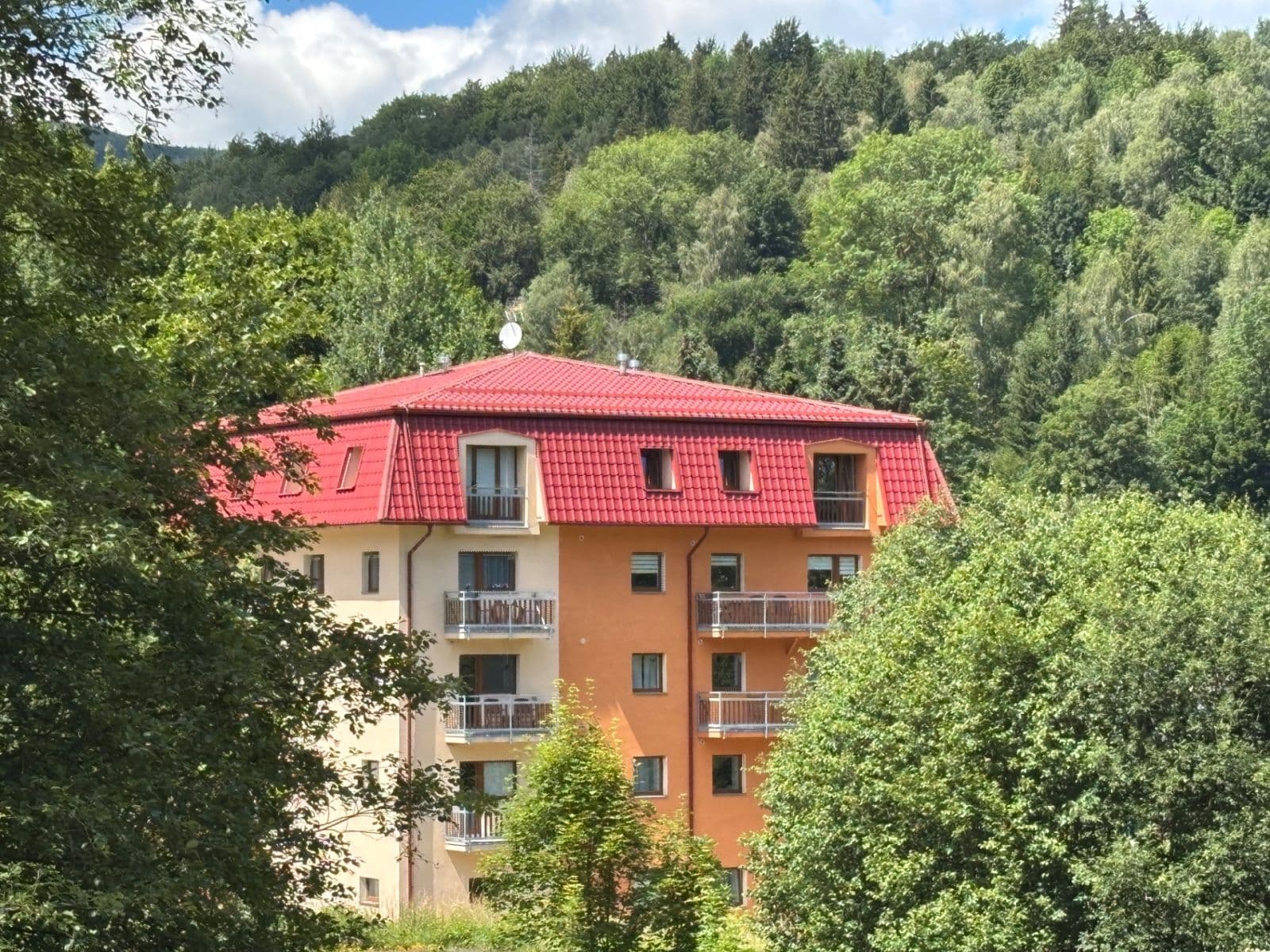 Prodej bytu 2+kk 52 m², Lipová-lázně, Olomoucký kraj Prodej bytu 2+kk 52 m², Lipová-lázně, Olomoucký kraj
