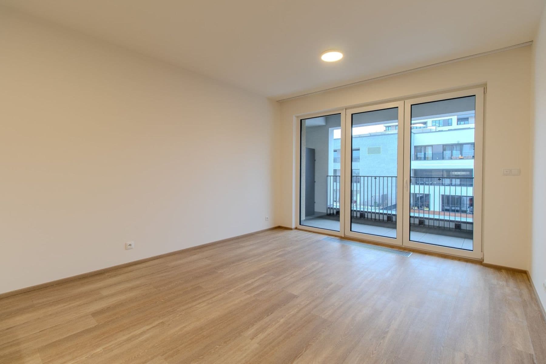 Pronájem bytu 1+kk 32 m², Poděbradská, Praha, Praha Pronájem bytu 1+kk 32 m², Poděbradská, Praha, Praha
