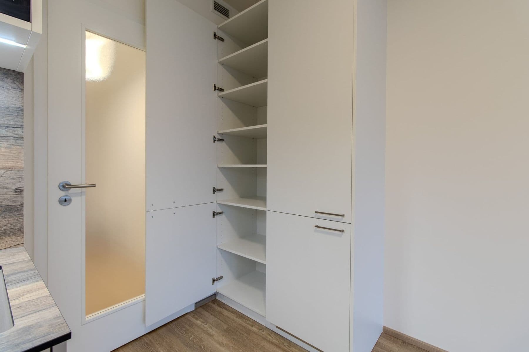 Pronájem bytu 1+kk 32 m², Poděbradská, Praha, Praha Pronájem bytu 1+kk 32 m², Poděbradská, Praha, Praha