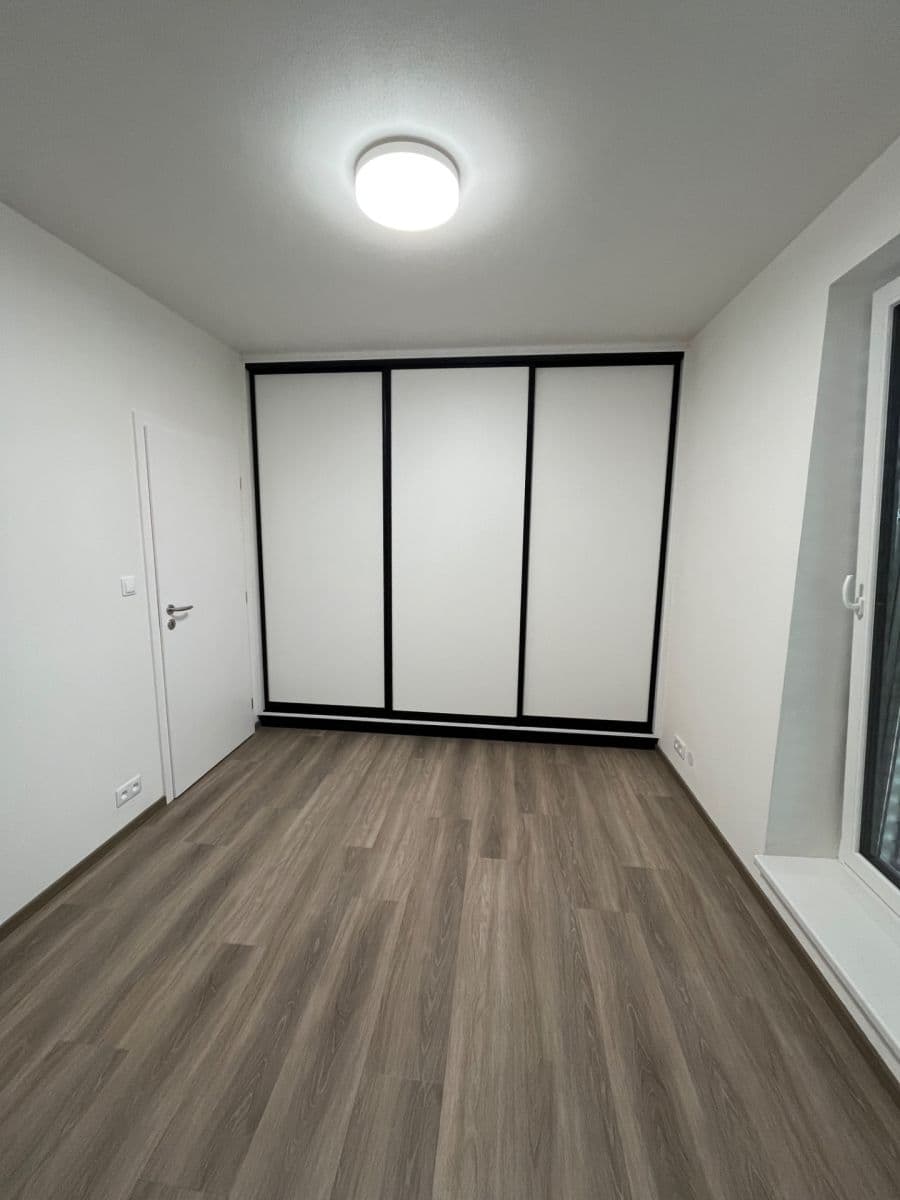 Pronájem bytu 2+kk 55 m², Hluboček, Brno, Jihomoravský kraj Pronájem bytu 2+kk 55 m², Hluboček, Brno, Jihomoravský kraj