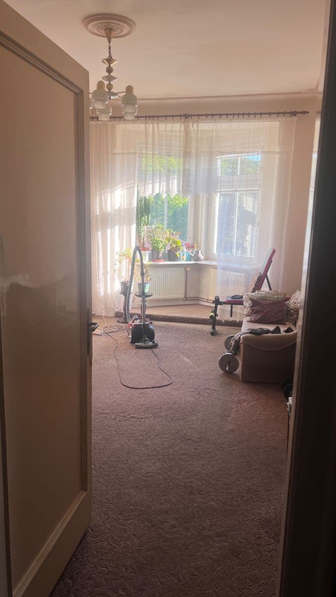 Prodej bytu 2+1 71 m², Moskevská, Karlovy Vary, Karlovarský kraj Prodej bytu 2+1 71 m², Moskevská, Karlovy Vary, Karlovarský kraj