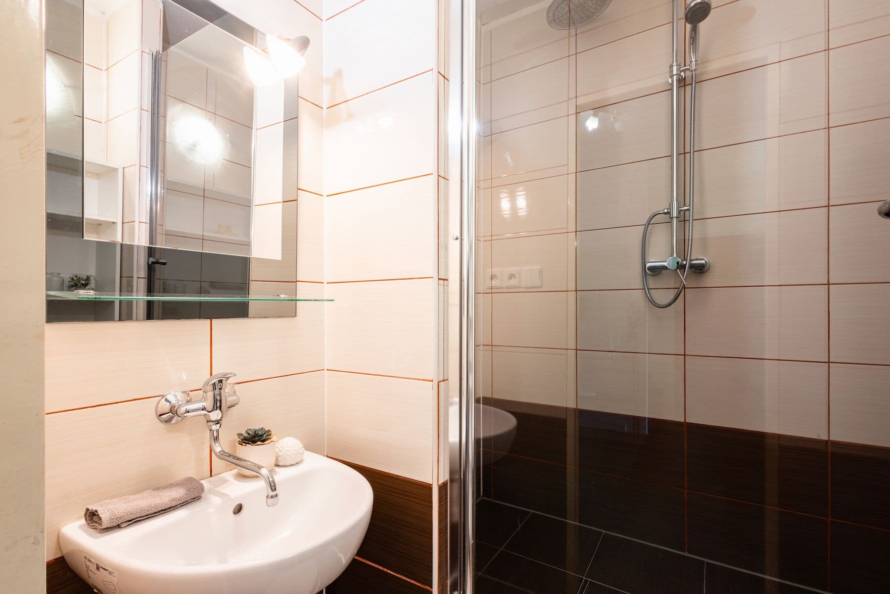 Prodej bytu 3+1 82 m², Bronzová, Praha, Praha Prodej bytu 3+1 82 m², Bronzová, Praha, Praha