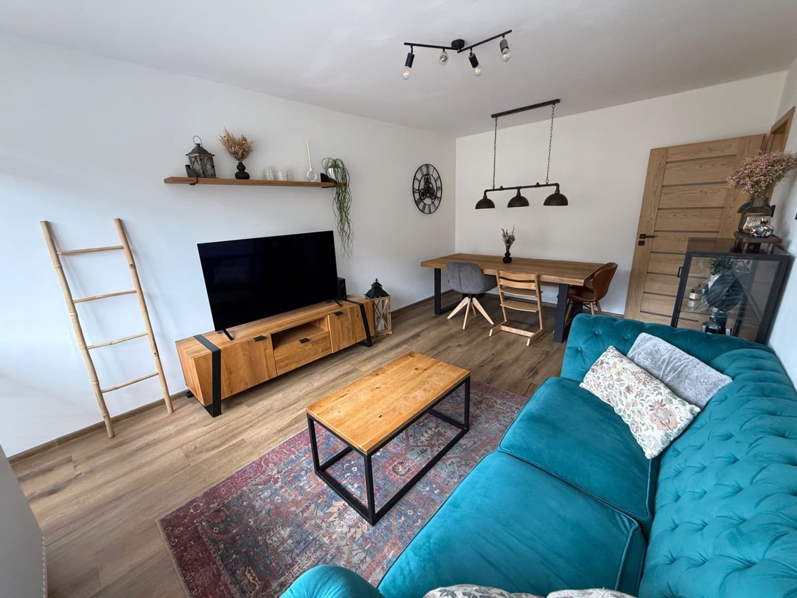 Prodej bytu 3+1 81 m², Saská, Děčín, Ústecký kraj Prodej bytu 3+1 81 m², Saská, Děčín, Ústecký kraj