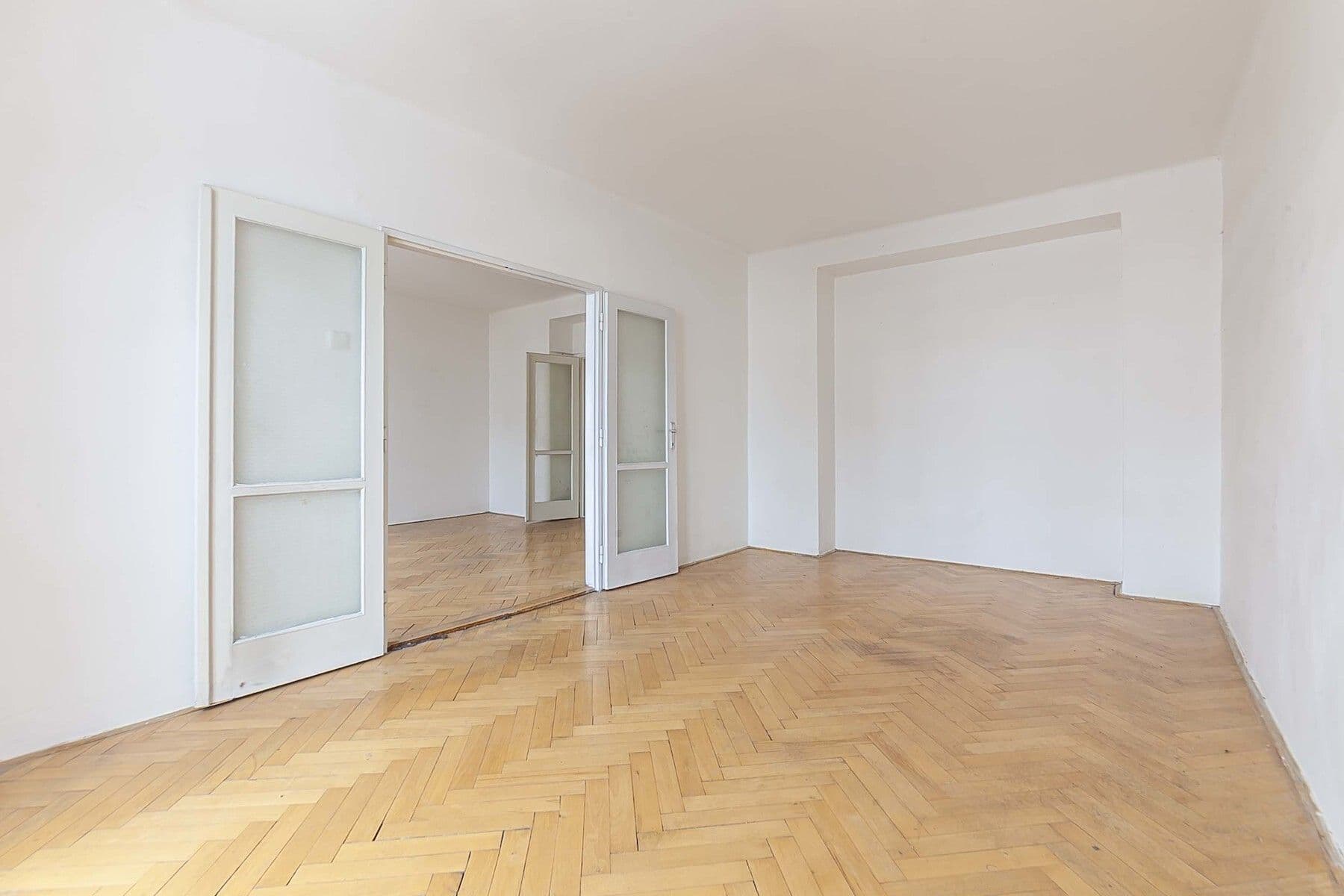 Prodej bytu 3+1 97 m², Březiněveská, Praha, Praha Prodej bytu 3+1 97 m², Březiněveská, Praha, Praha