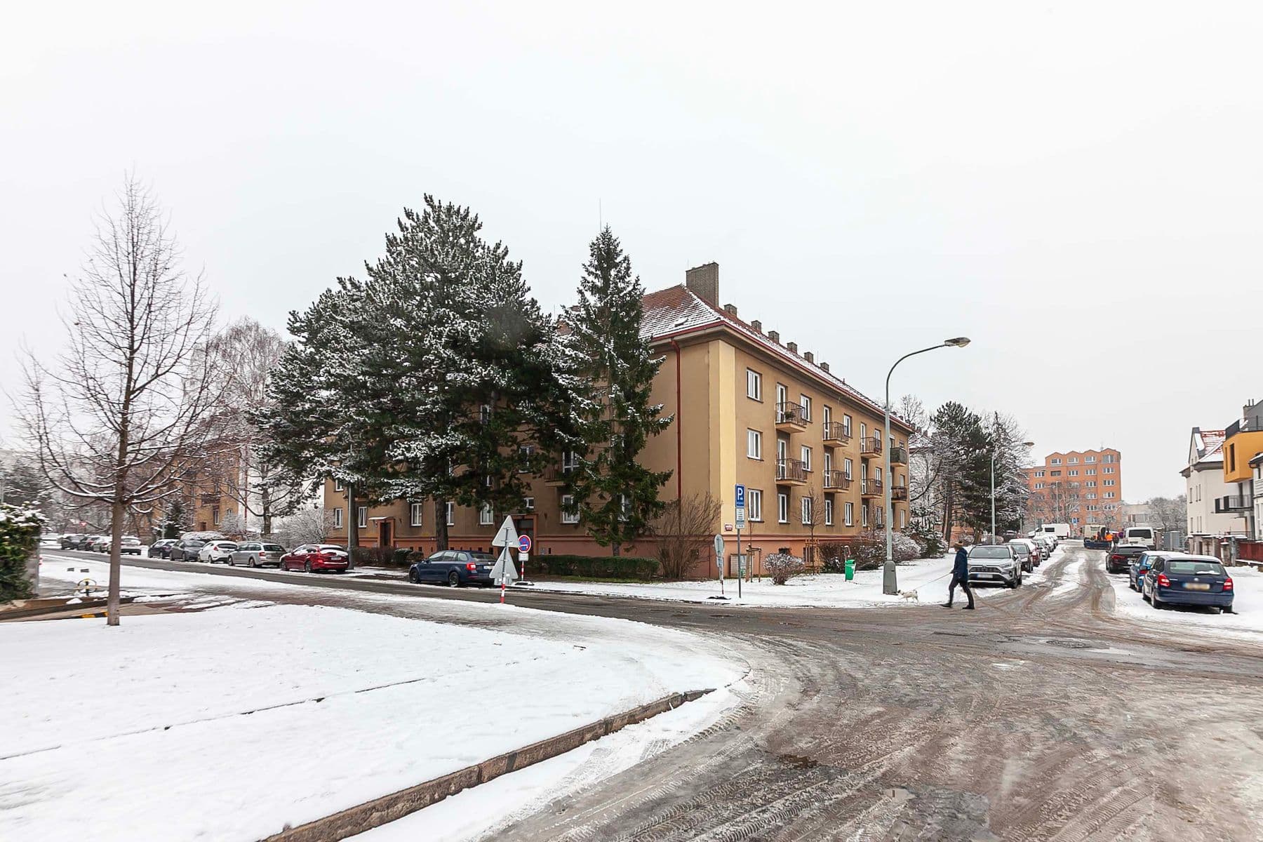 Prodej bytu 3+1 97 m², Březiněveská, Praha, Praha Prodej bytu 3+1 97 m², Březiněveská, Praha, Praha