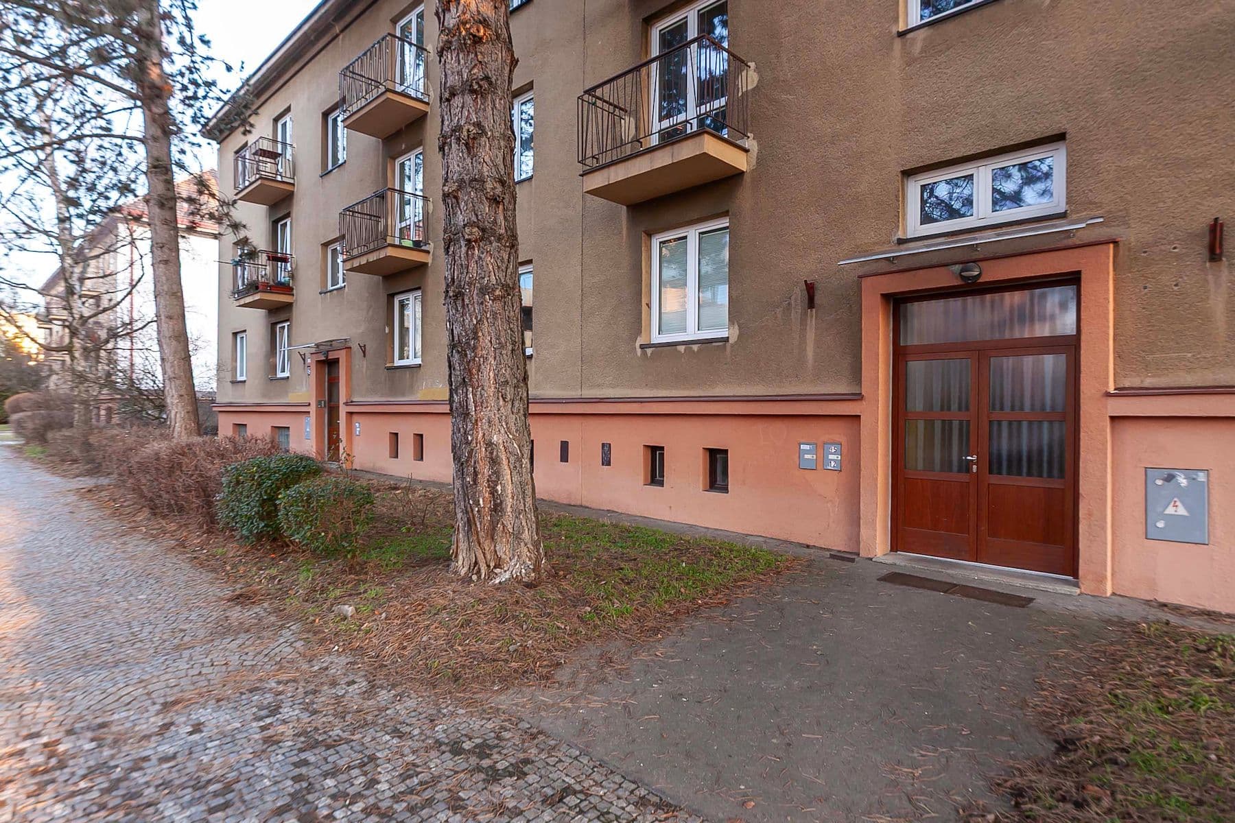 Prodej bytu 3+1 97 m², Březiněveská, Praha, Praha Prodej bytu 3+1 97 m², Březiněveská, Praha, Praha