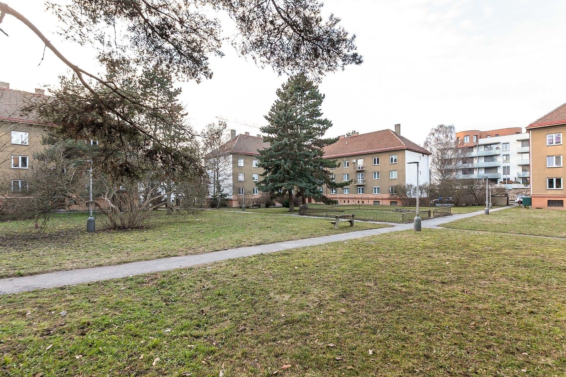 Prodej bytu 3+1 97 m², Březiněveská, Praha, Praha Prodej bytu 3+1 97 m², Březiněveská, Praha, Praha