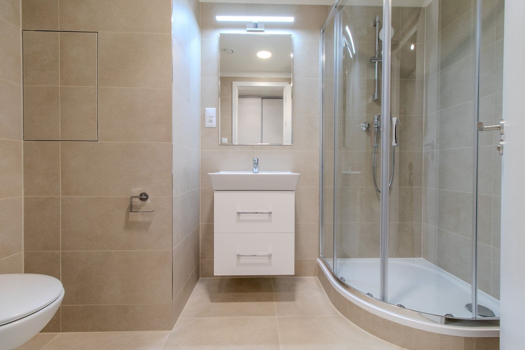 Pronájem bytu 1+kk 32 m², Poděbradská, Praha, Praha Pronájem bytu 1+kk 32 m², Poděbradská, Praha, Praha