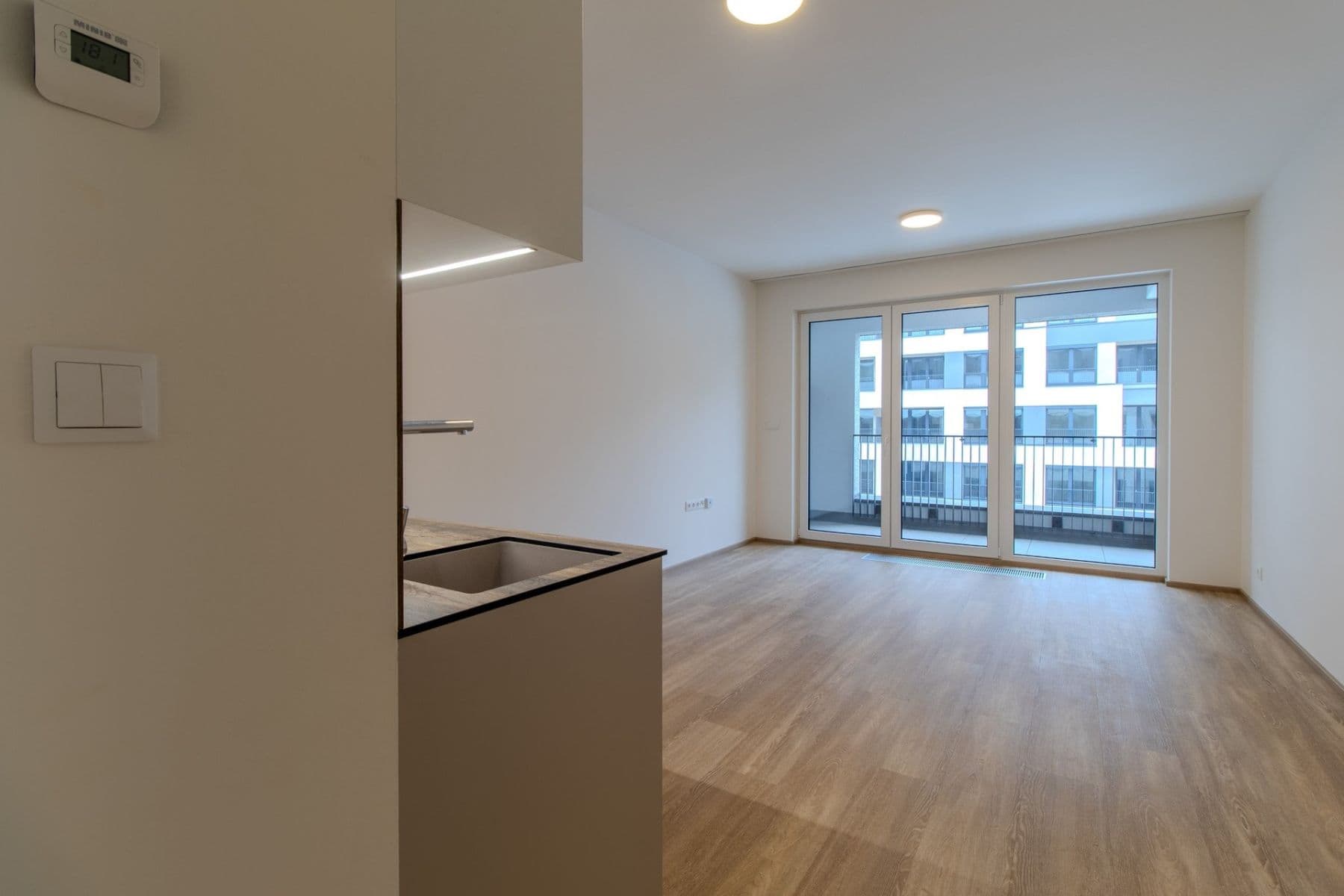 Pronájem bytu 1+kk 32 m², Poděbradská, Praha, Praha Pronájem bytu 1+kk 32 m², Poděbradská, Praha, Praha