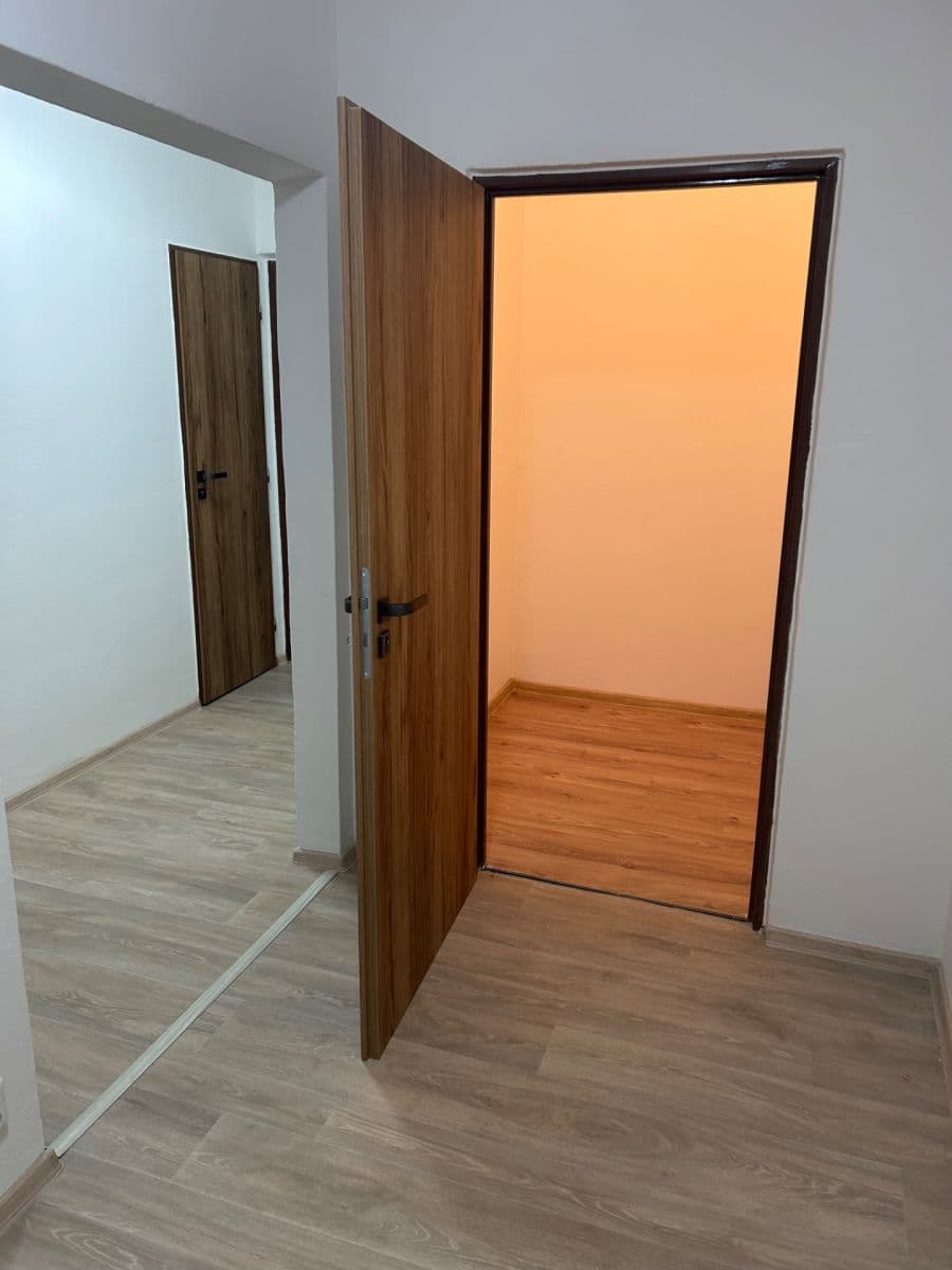 Pronájem bytu 2+1 54 m², C. Boudy, Třebíč, Kraj Vysočina Pronájem bytu 2+1 54 m², C. Boudy, Třebíč, Kraj Vysočina