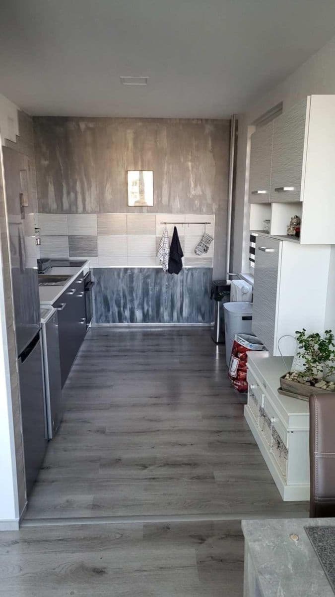 Pronájem bytu 3+1 82 m², Jasanová, Brandýs nad Labem-Stará Boleslav, Středočeský kraj Pronájem bytu 3+1 82 m², Jasanová, Brandýs nad Labem-Stará Boleslav, Středočeský kraj