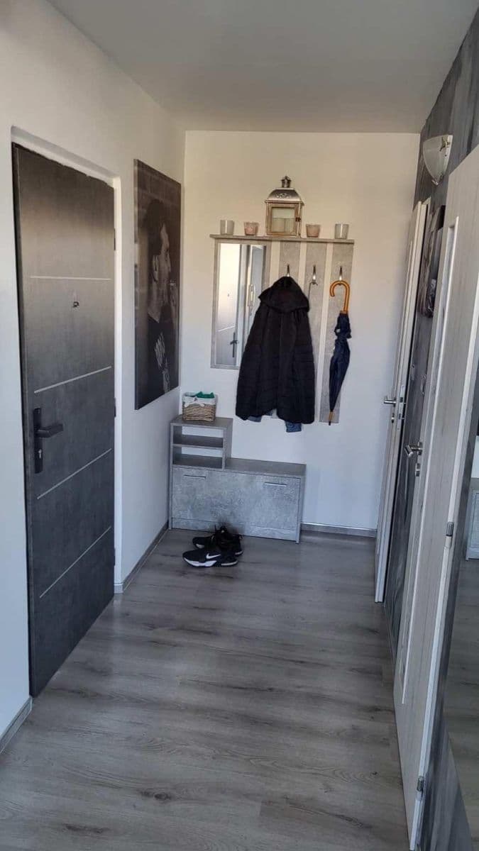 Pronájem bytu 3+1 82 m², Jasanová, Brandýs nad Labem-Stará Boleslav, Středočeský kraj Pronájem bytu 3+1 82 m², Jasanová, Brandýs nad Labem-Stará Boleslav, Středočeský kraj