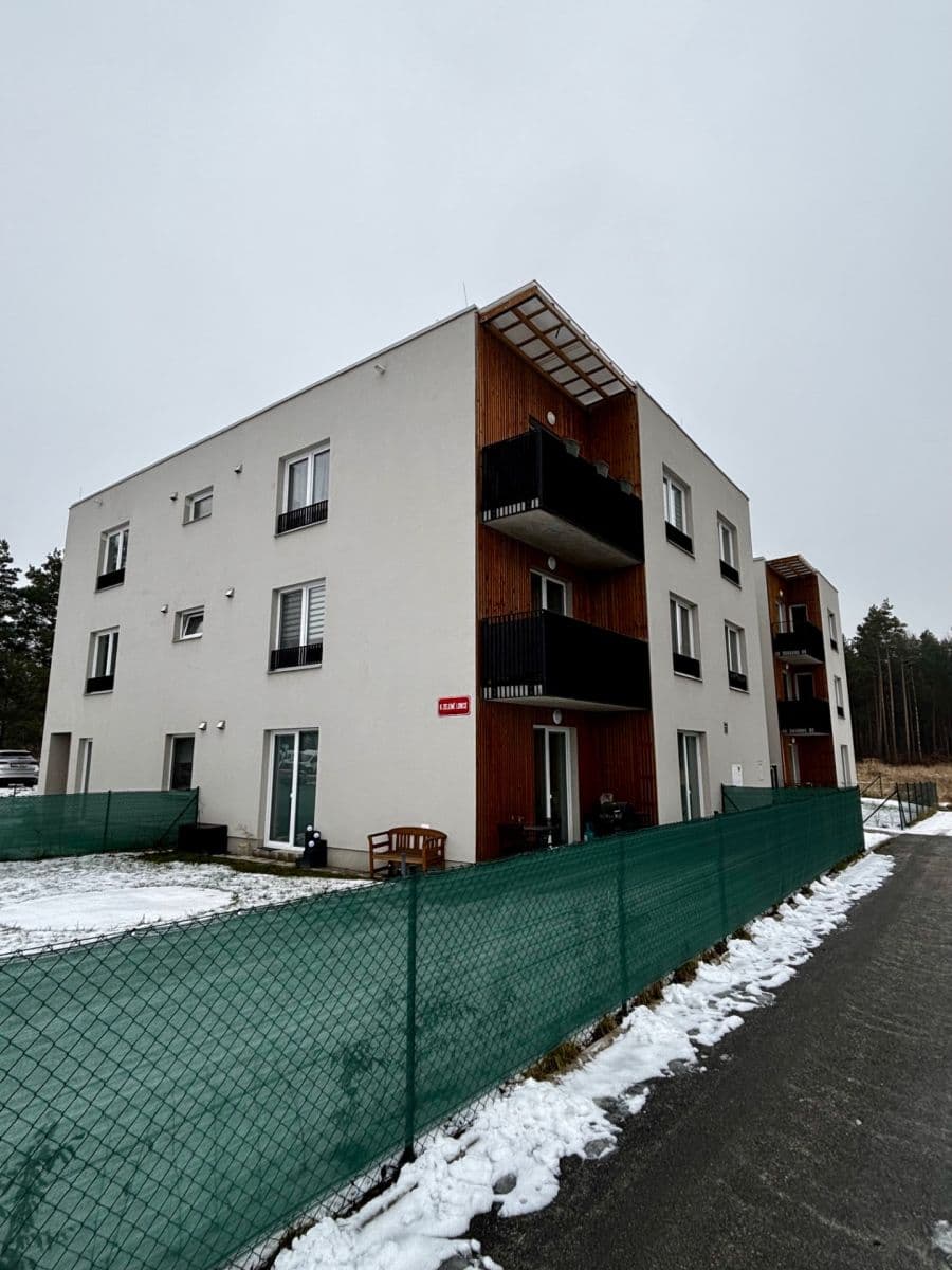 Pronájem bytu 2+kk 55 m², K Zelené louce, Plzeň, Plzeňský kraj Pronájem bytu 2+kk 55 m², K Zelené louce, Plzeň, Plzeňský kraj