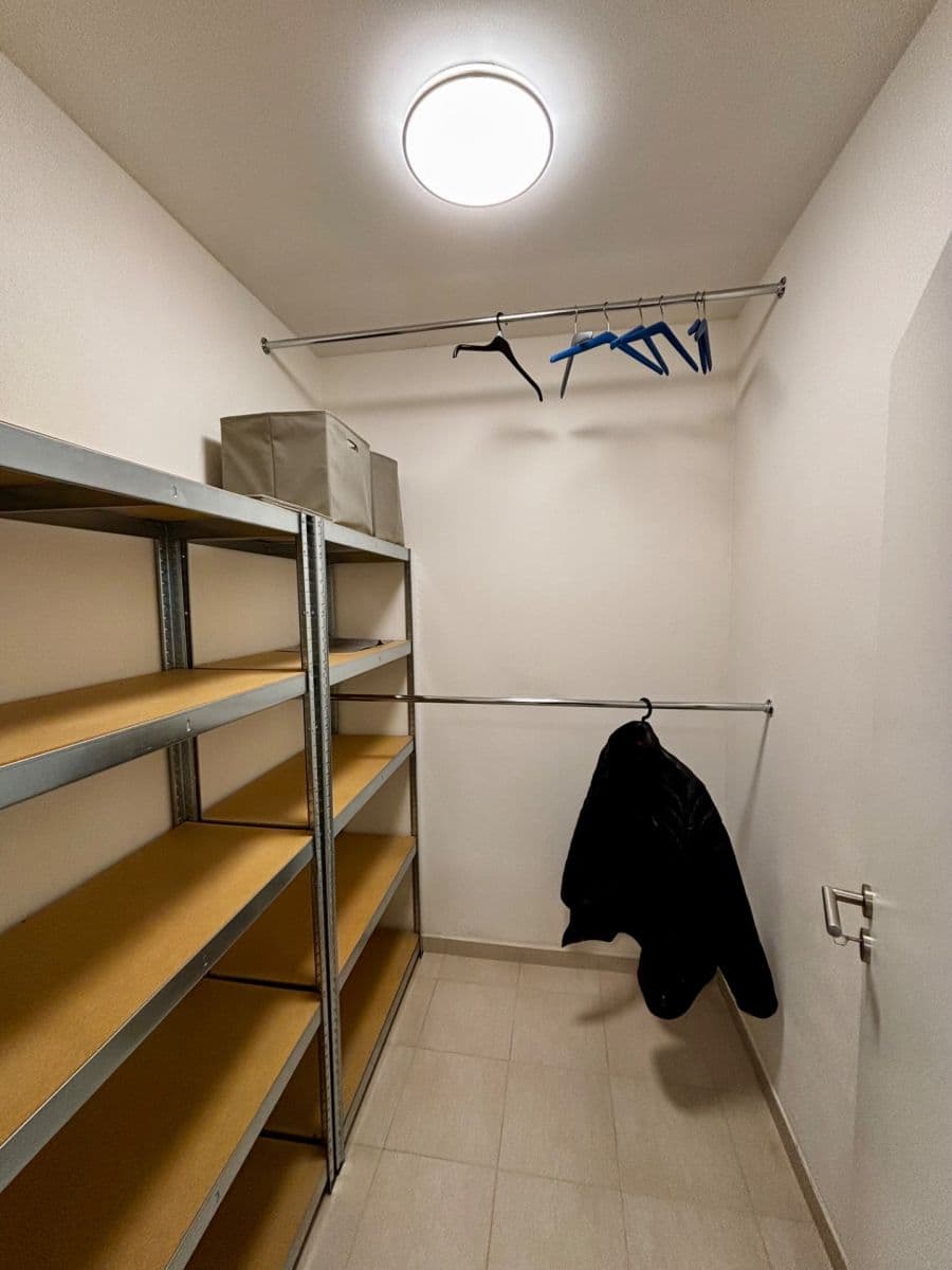 Pronájem bytu 2+kk 55 m², K Zelené louce, Plzeň, Plzeňský kraj Pronájem bytu 2+kk 55 m², K Zelené louce, Plzeň, Plzeňský kraj