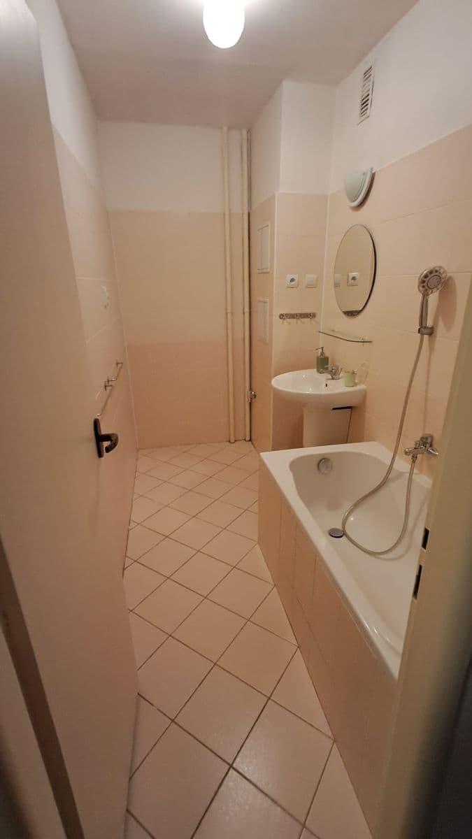 Pronájem bytu 4+1 85 m², Sládkovičova, Praha, Praha Pronájem bytu 4+1 85 m², Sládkovičova, Praha, Praha