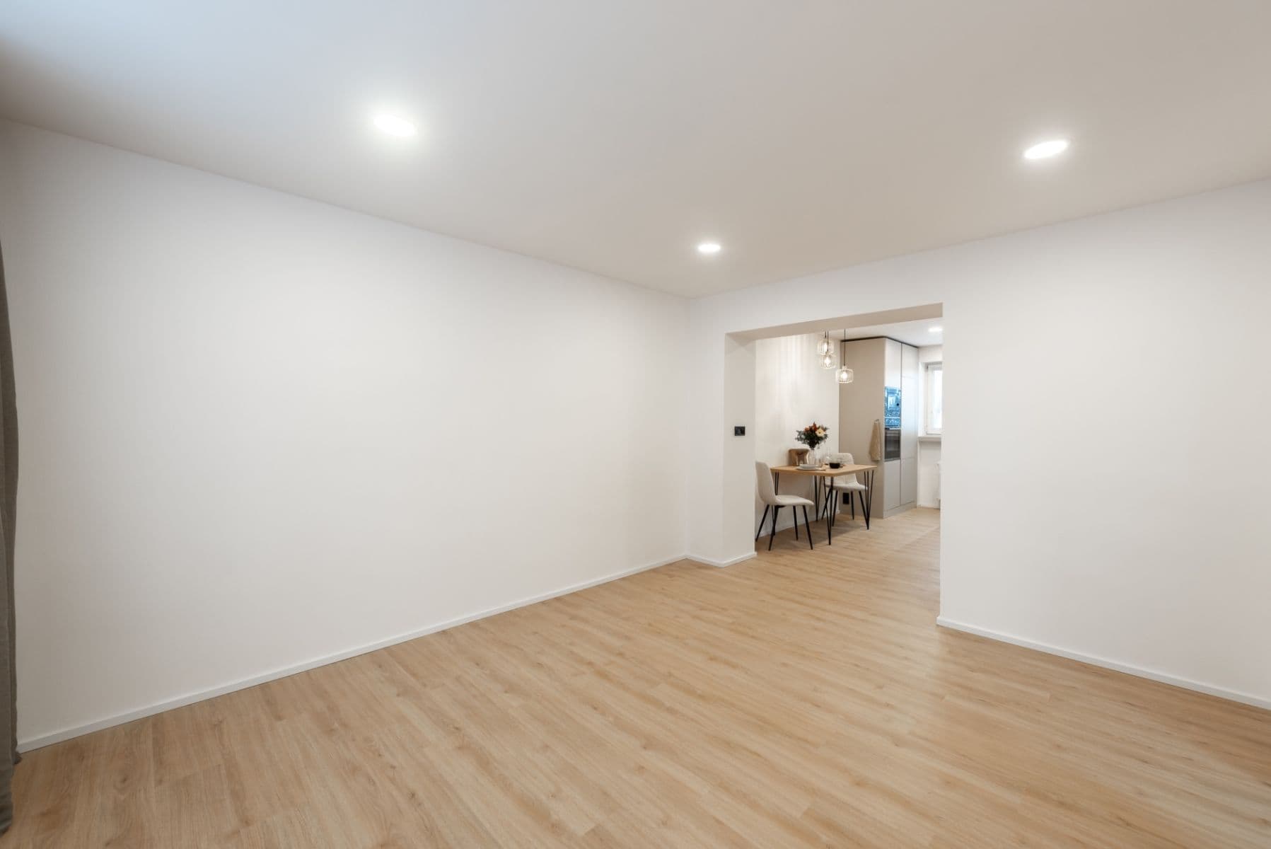 Prodej bytu 2+kk 54 m², Vodárenská, Kladno, Středočeský kraj Prodej bytu 2+kk 54 m², Vodárenská, Kladno, Středočeský kraj