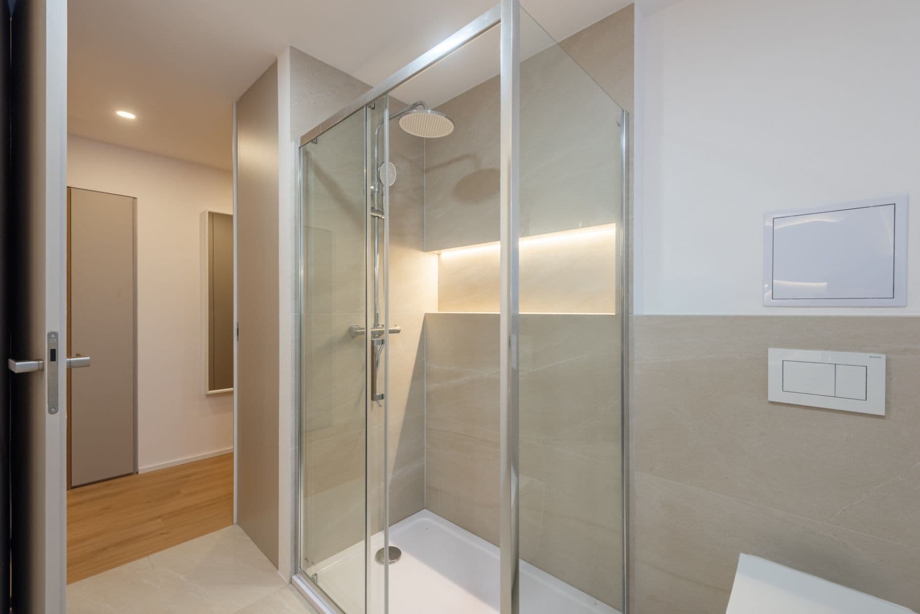 Prodej bytu 2+kk 54 m², Vodárenská, Kladno, Středočeský kraj Prodej bytu 2+kk 54 m², Vodárenská, Kladno, Středočeský kraj