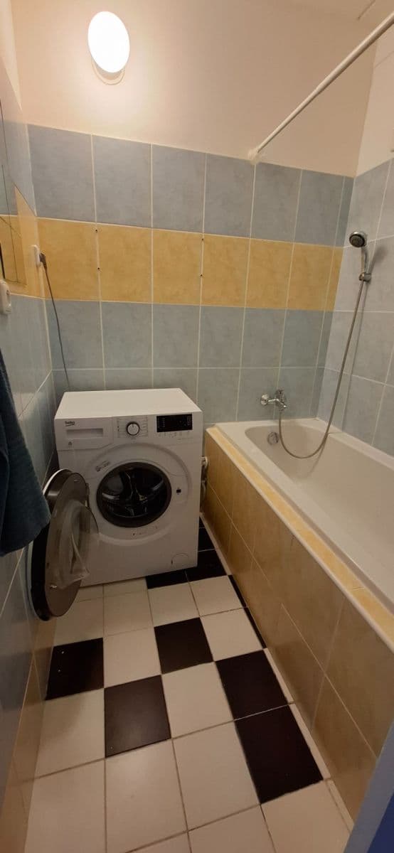 Pronájem bytu 3+1 54 m², Holandská, Kladno, Středočeský kraj Pronájem bytu 3+1 54 m², Holandská, Kladno, Středočeský kraj