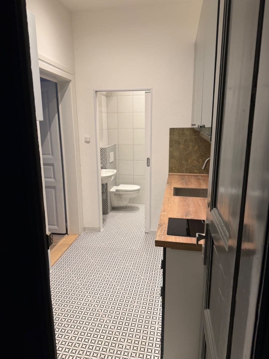 Pronájem bytu 1+kk 34 m², Nuselská, Praha, Praha Pronájem bytu 1+kk 34 m², Nuselská, Praha, Praha