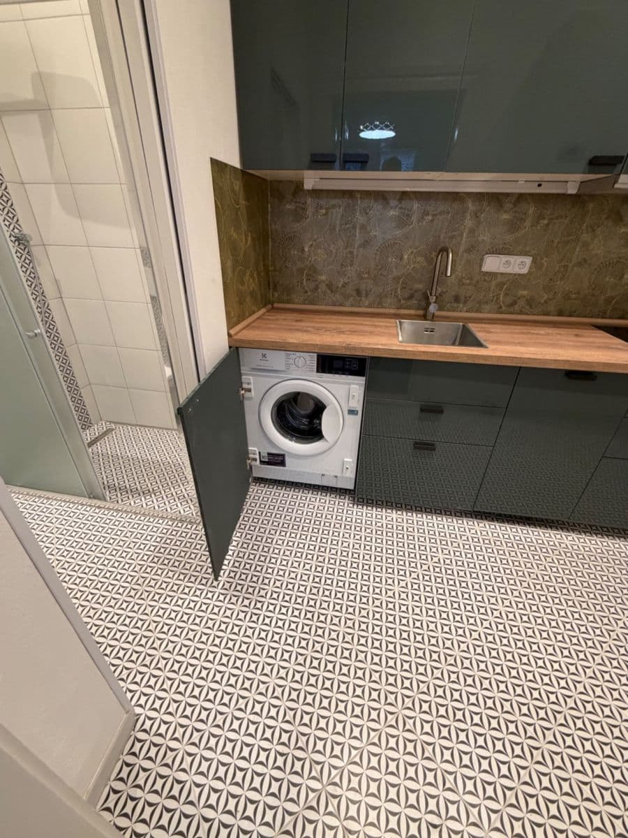 Pronájem bytu 1+kk 34 m², Nuselská, Praha, Praha Pronájem bytu 1+kk 34 m², Nuselská, Praha, Praha