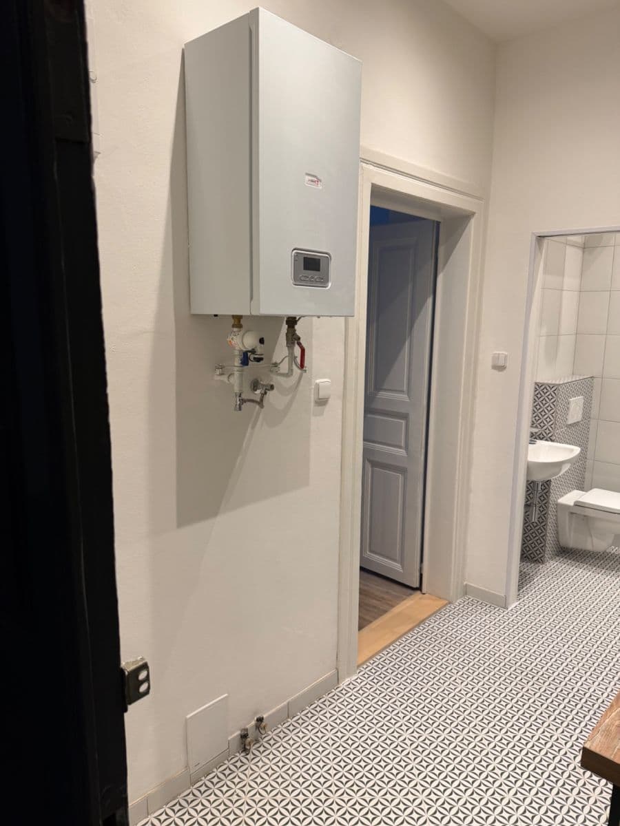 Pronájem bytu 1+kk 34 m², Nuselská, Praha, Praha Pronájem bytu 1+kk 34 m², Nuselská, Praha, Praha