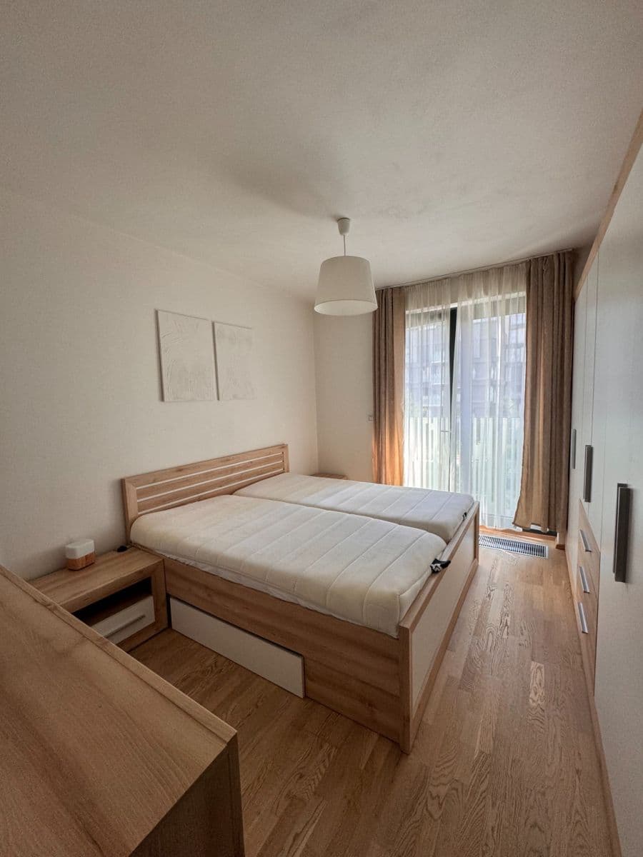 Prodej bytu 2+kk 50 m², Olšanská, Praha, Praha Prodej bytu 2+kk 50 m², Olšanská, Praha, Praha