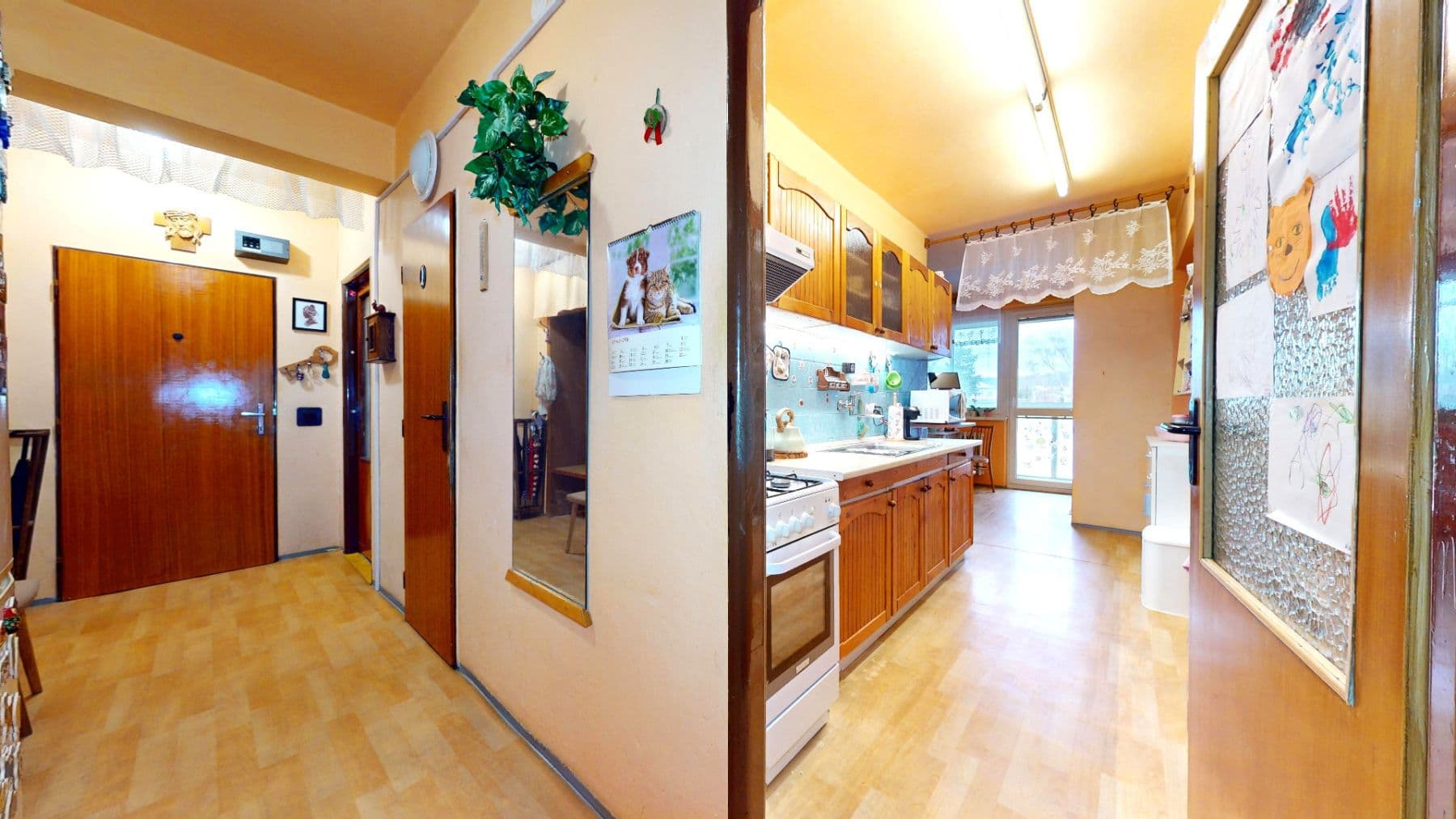 Prodej bytu 4+1 82 m², Školská, Považská Bystrica, Trenčiansky kraj Prodej bytu 4+1 82 m², Školská, Považská Bystrica, Trenčiansky kraj