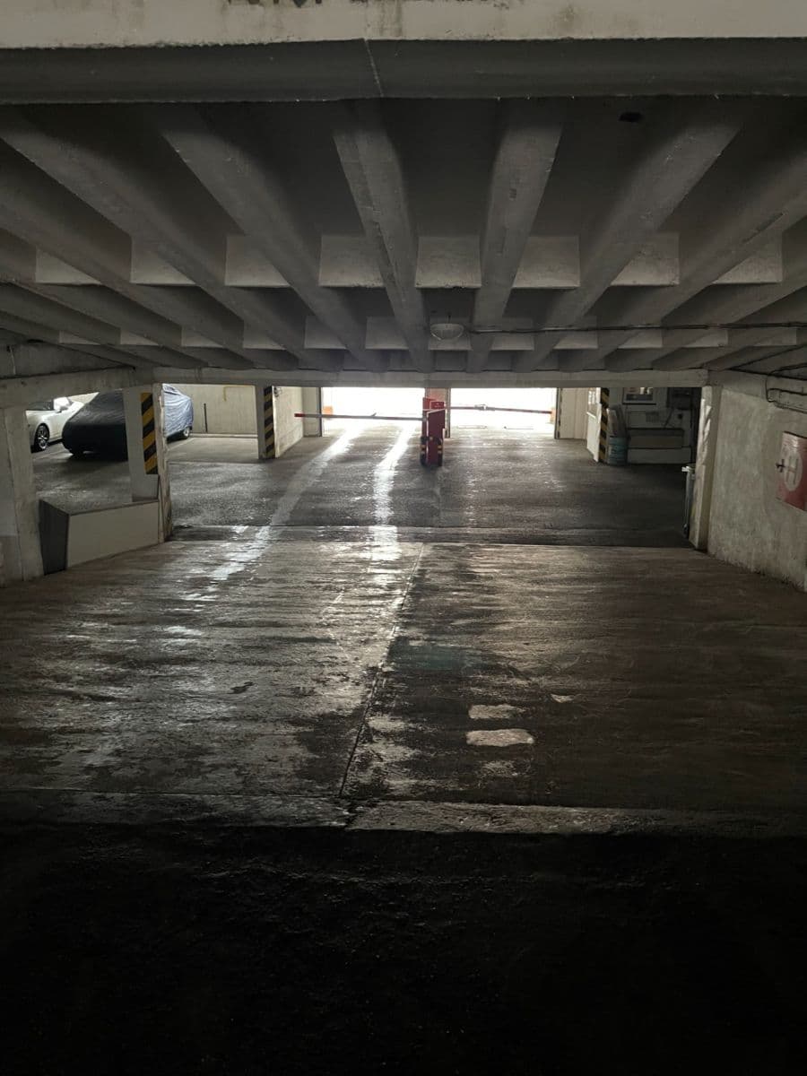 Prodej garáže 13 m², Voroněžská, Brno, Jihomoravský kraj Prodej garáže 13 m², Voroněžská, Brno, Jihomoravský kraj