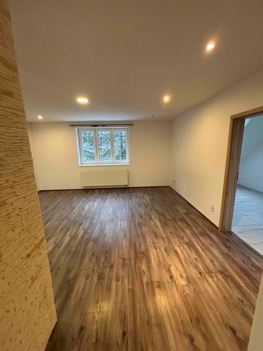 Pronájem bytu 4+kk 85 m², Potoční, Tuchoměřice, Středočeský kraj Pronájem bytu 4+kk 85 m², Potoční, Tuchoměřice, Středočeský kraj
