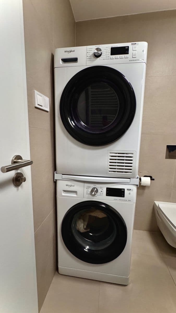 Pronájem bytu 1+kk 34 m², Kolbenova, Praha, Praha Pronájem bytu 1+kk 34 m², Kolbenova, Praha, Praha