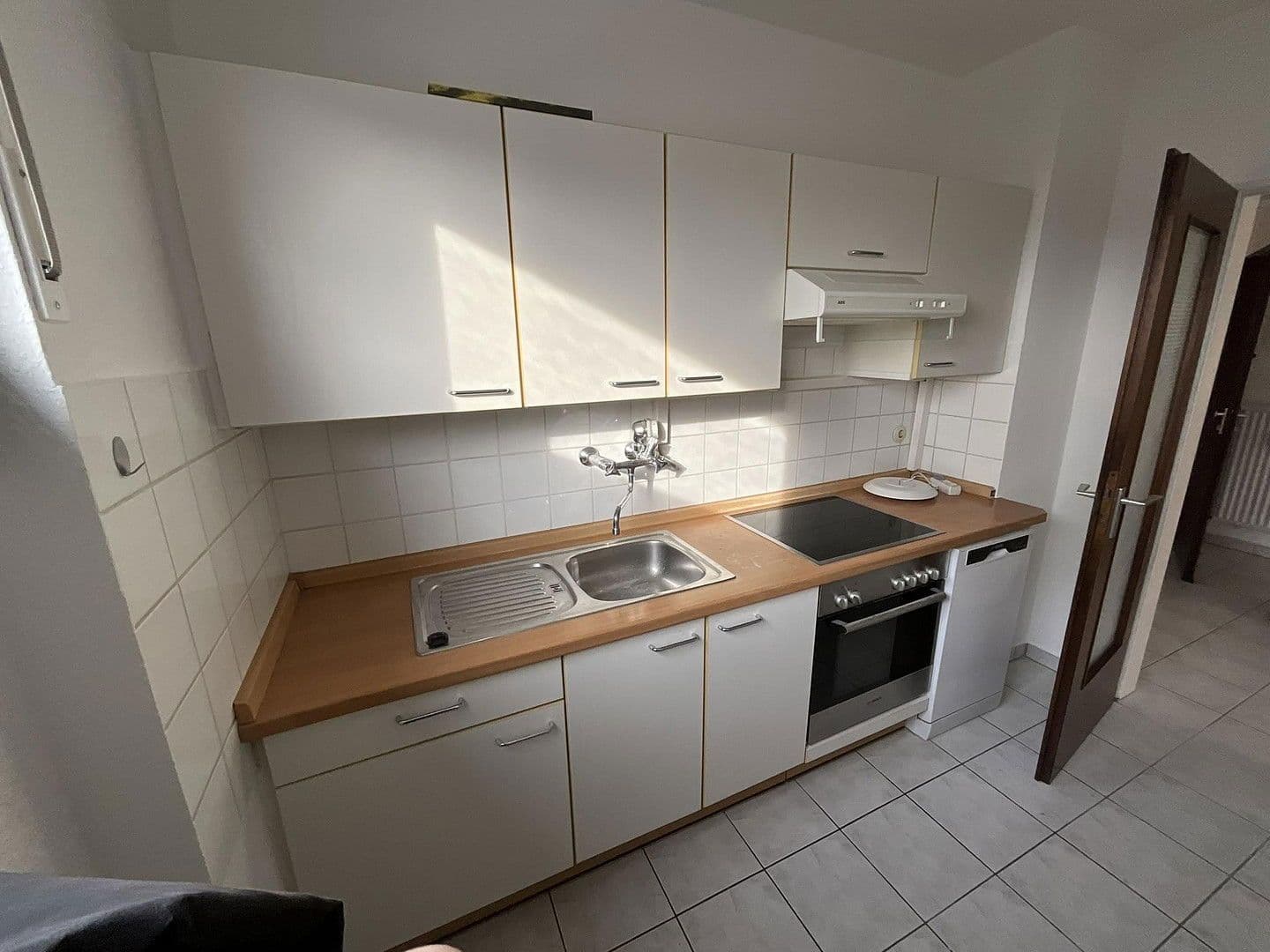 Pronájem bytu 2+1 64 m², Heilbronn, Bádensko-Württembersko Pronájem bytu 2+1 64 m², Heilbronn, Bádensko-Württembersko