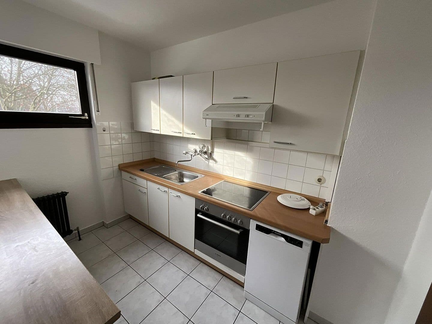 Pronájem bytu 2+1 64 m², Heilbronn, Bádensko-Württembersko Pronájem bytu 2+1 64 m², Heilbronn, Bádensko-Württembersko